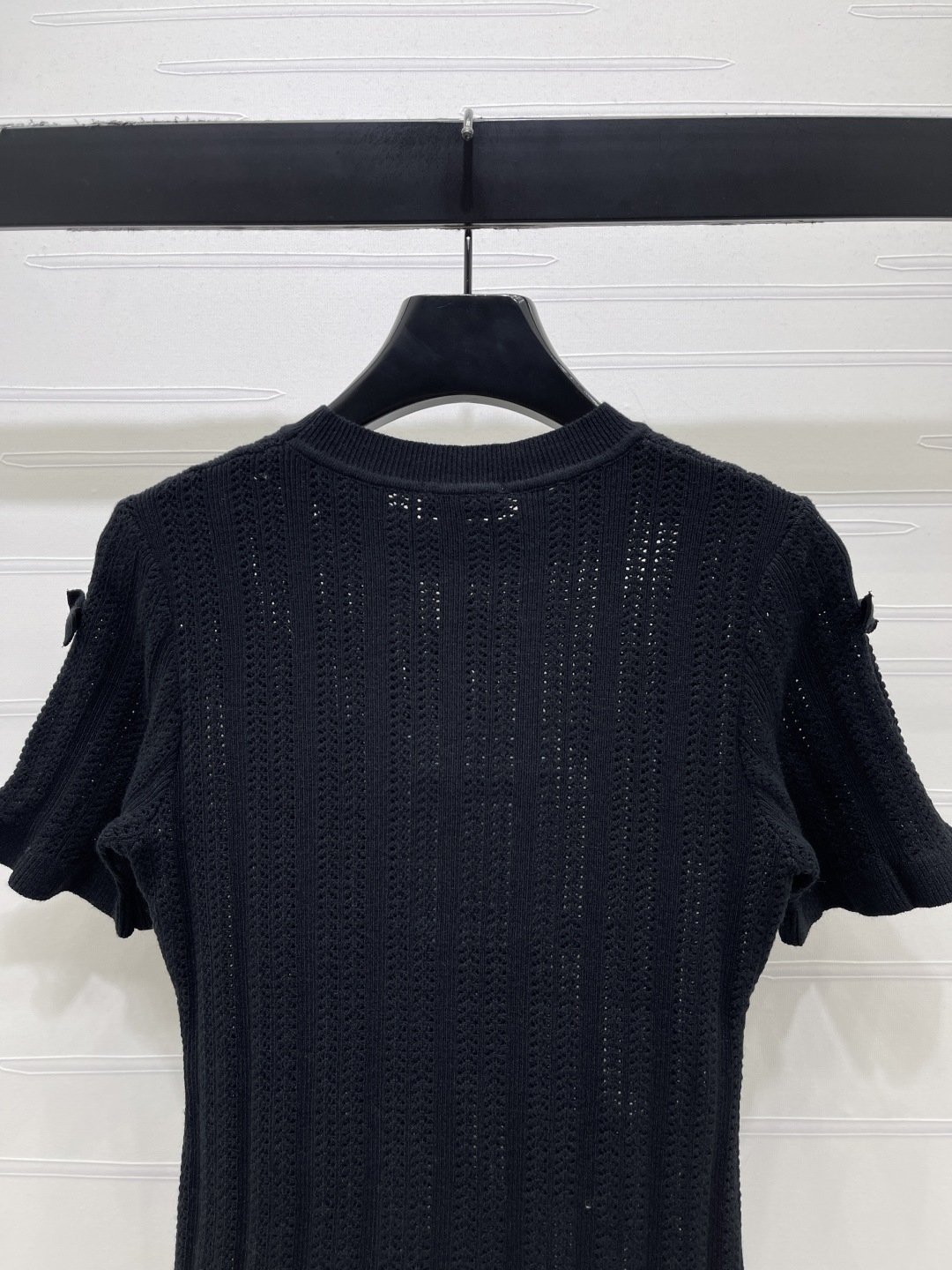 Women's short sleeves